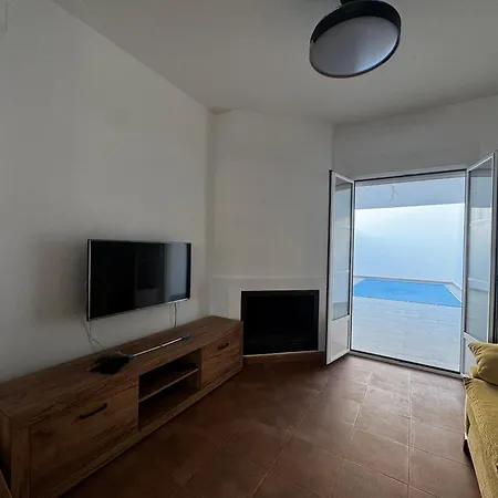 Castillo De Holiday home